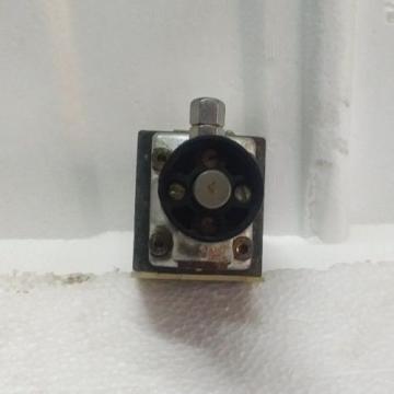 4WMD6D53/F Singapore Japan New Rexroth R900416029 Hydraulic  Directional spool valve Rotary Knob