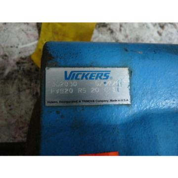Vickers PVB20RS20C11 Hydraulic Axial Pump  USED