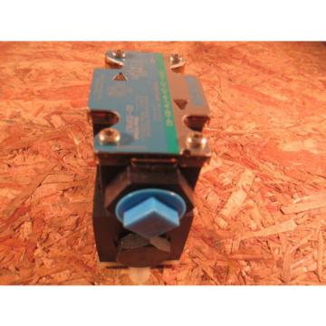 VICKERS DG4V 3S 2A M FW B5 60 SOLENOID DIRECTIONAL CONTROL VALVE  NOS
