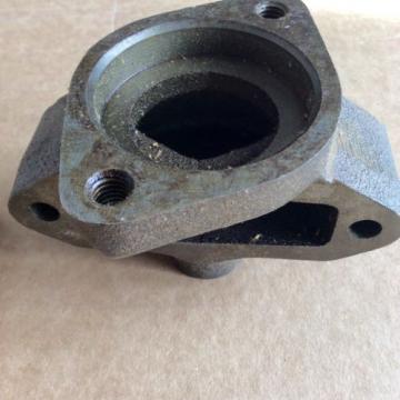 NOS Ford Tractor HYDRAULIC PUMP GEAR HOUSING Vickers Vane  NCA905A