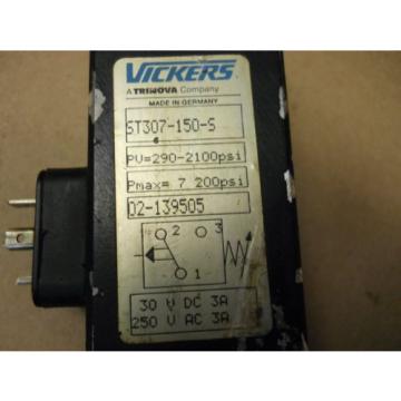 VICKERS ST307-150-S HYDRAULIC PRESSURE SWITCH 290-2100PSI USED WORKING CONDITION