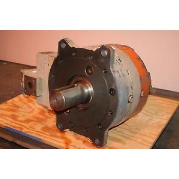 Vickers Hydraulic Screw Motor MHT90-9595-30-IA96 Used #16655