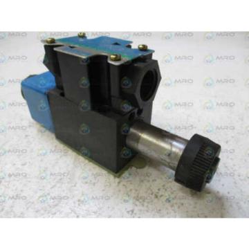 VICKERS DG4V-3S-2C-M-FW-B5-60 HYDRAULIC SOLENOID VALVE AS PICTURED USED