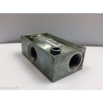 REXROTH / BOSCH / WABCO 5340170000  SHUTTLE VALVE FOR OIL AND AIR, M14X15