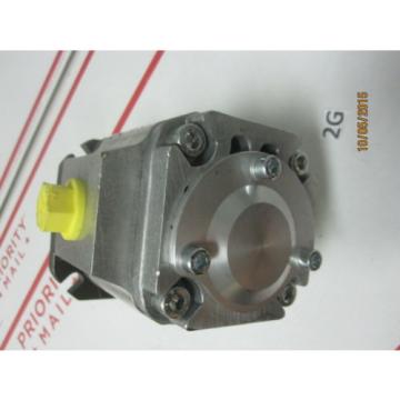 origin Rexroth hydraulic gear pumps pgf2-22/013re01ve4