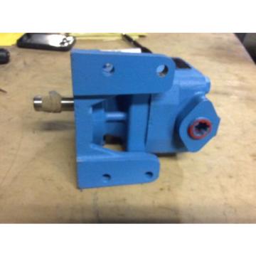 Eaton/Vickers hydraulic valve pump, #V20 2P13P 1A11, 30 day warranty