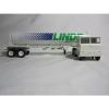 Winross 1981 LINDE White 7000 Tanker #2 small image