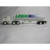 Winross 1981 LINDE White 7000 Tanker #4 small image