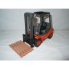Linde Fork Lift   By Schuco/Gama  1/25th Scale #3 small image