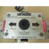 Vickers Hydraulic Solenoid Valve DG4S-5-7C-W-H-10 DG4S57CWH10 24 VDC Used #3 small image