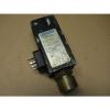 VICKERS ST307-150-S HYDRAULIC PRESSURE SWITCH 290-2100PSI USED WORKING CONDITION #1 small image