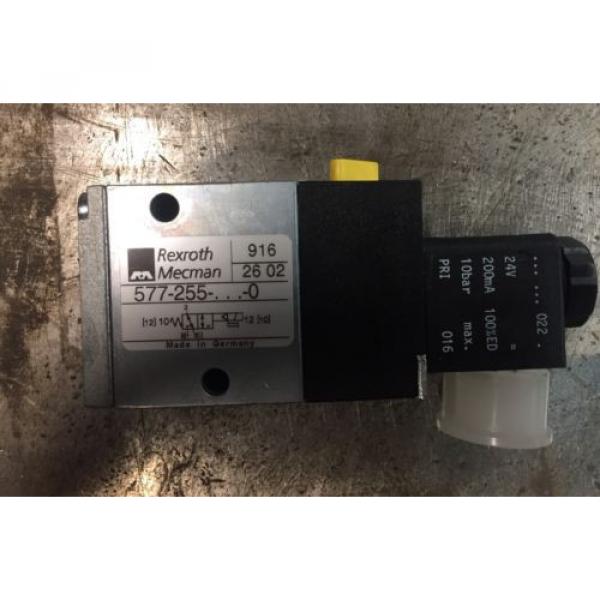 Rexroth 577 255 3/2-directional valve, Series CD04 solenoid 24VDC coil #1 image