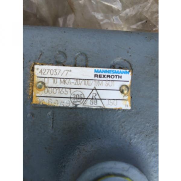 LT10 MKA-20/100/19M SO1 Mannesmann rexroth valve 427037/7 for digger #2 image