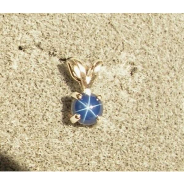 VINTAGE LINDE LINDY PETITE 5MM RD CF BLUE STAR SAPPHIRE CREATED PENDANT NOCHN SS #1 image