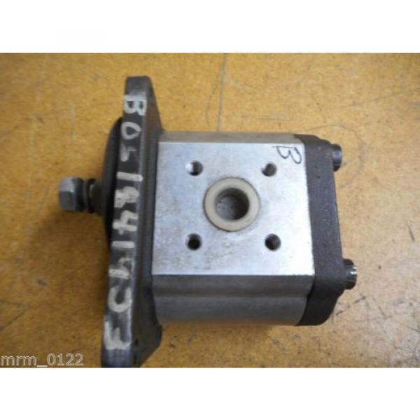 Rexroth MNR: 0 510 725 056 Gear pumps origin Old Stock #3 image