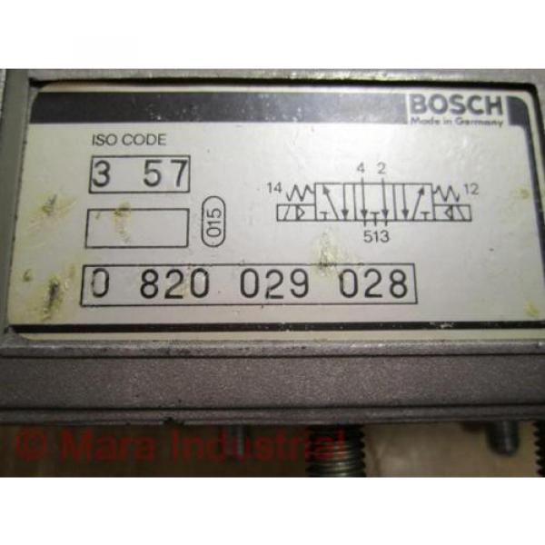 Rexroth Bosch 0 820 029 028 Directional Control Valve 0820029028 - Used #2 image