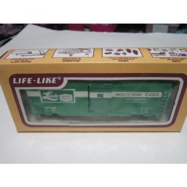 Life-Like #8475 Linde Union Carbide Box Car, HO Scale, Box #1 image