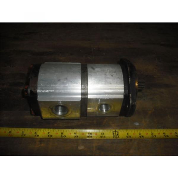 Hyundai Heavy Industries Hydraulic Pump P/N 31LD-40500 #2 image