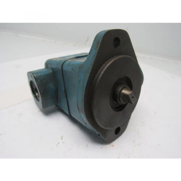 Vickers V101S2S27A20 Single Vane Hydraulic Pump 1#034; Inlet 1/2#034; Outlet #7 image