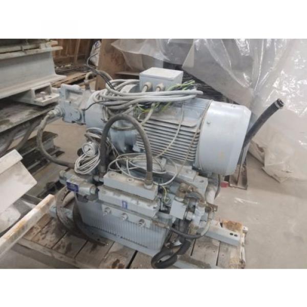 Daikin Piston Pump V38A3RX-85 with FOMP 160L-4 motor, includes tank and fittings #2 image