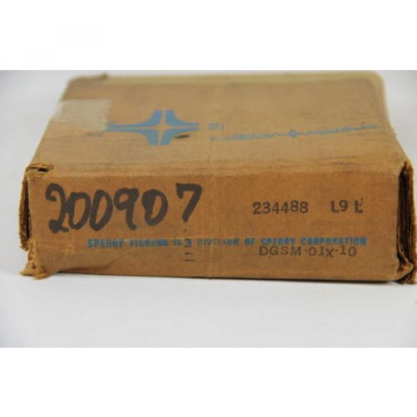 Sperry Vickers DGSM-01X-10 Hydraulic Valve Subplate 3/8#034; NPT #2 image