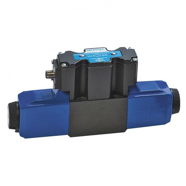 Vickers 86#034; x 2#034; x 36#034; Solenoid Operated Hydraulic Directional Valve - 871471 #1 image