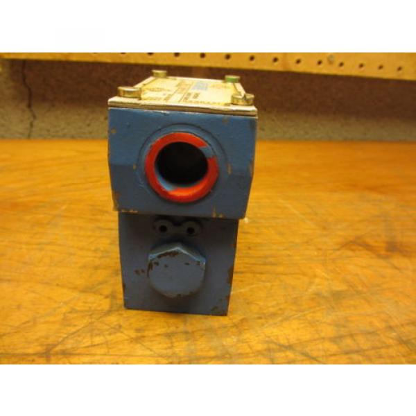 Vickers DG4V-3-7A-M-W-B-40 Hydraulic Directional Control Valve 989645 NO COIL #5 image