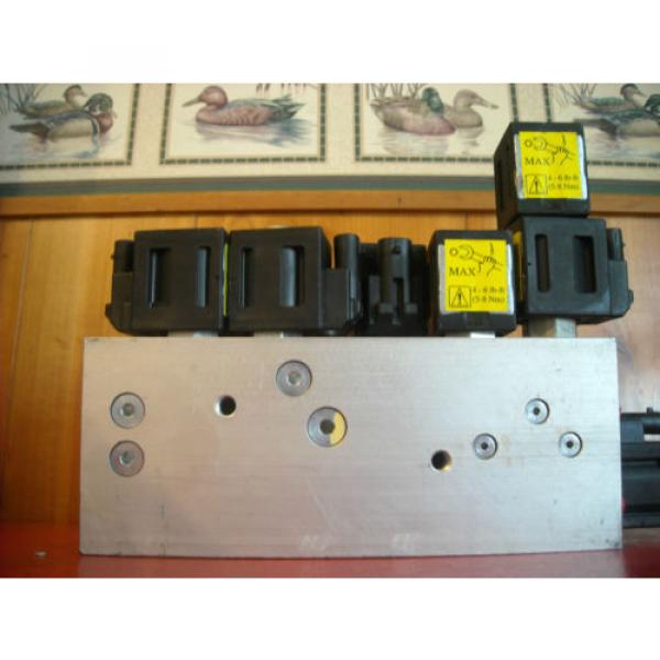 Eaton Vickers MCD-7818 Hydraulic Manifold Valve origin #4 image