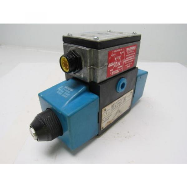 Vickers 02-127554  PA5DG4S4-LW-010C-B-60 Hydraulic Directional Control Valve #5 image