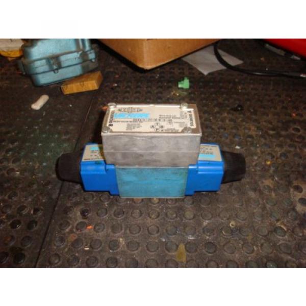 VICKERS DIRECTIONAL CONTROL VALVE  DG4V-3-2C-M-W-B-40 FREE SHIPPING #2 image