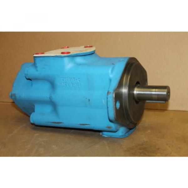 Hydraulic vane double pump, 30GPM/8GPM, 3000PSI, 3520VQ30A8-1AA20 Vickers #1 image