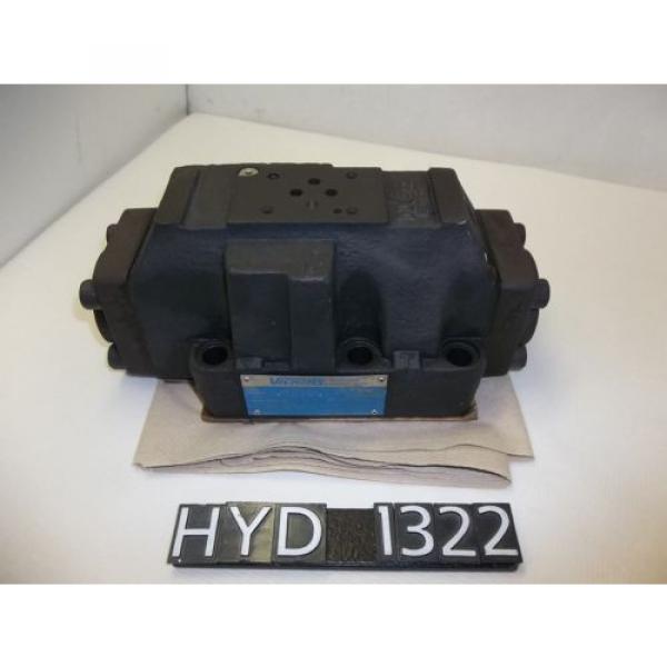 Vickers DG5S-8-2C-M-FW-B6-40 Hydraulic Directional Control Valve HYD1322 #1 image