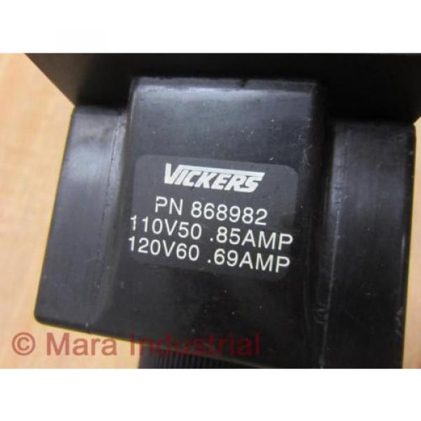Vickers DG4S4-012N-B-60 Valve 879137 DG4S4012NB60 - origin No Box #4 image