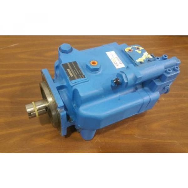 Vickers PVH098R13AJ30A07000001AD1AB010A Hydraulic Pump 02-137493    #2119SR #1 image