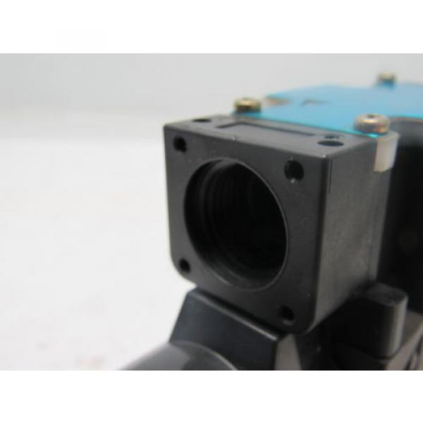 Nachi SL-G01-C5-R-D2-31 Hydraulic Solenoid Directional Control Valve Wet Type #6 image