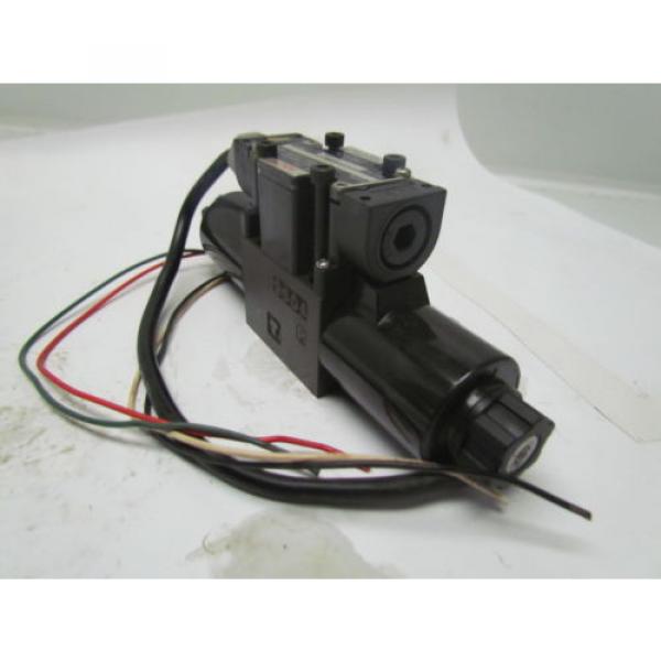 Nachi SS-G01-C6-R-D2-E30 Hydraulic solenoid directional control valve wet type #6 image