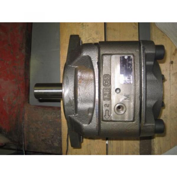 Rexroth amp; Parker Hydraulic pumps PGH5-30/063RE11VU2 #1 image