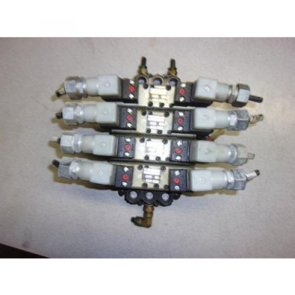 Rexroth Ceram GT10062-2424 4-Way Directional Valve Assembly FREE SHIPPING #1 image