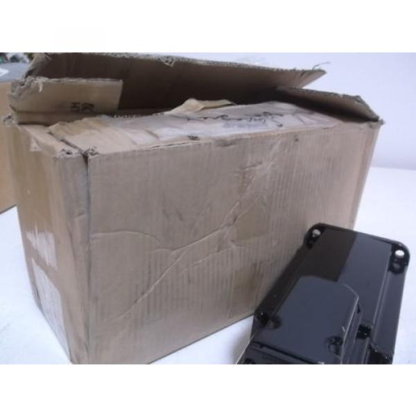 REXROTH MKD071B-061-KG1-KN SERVO MOTOR Origin IN BOX #1 image