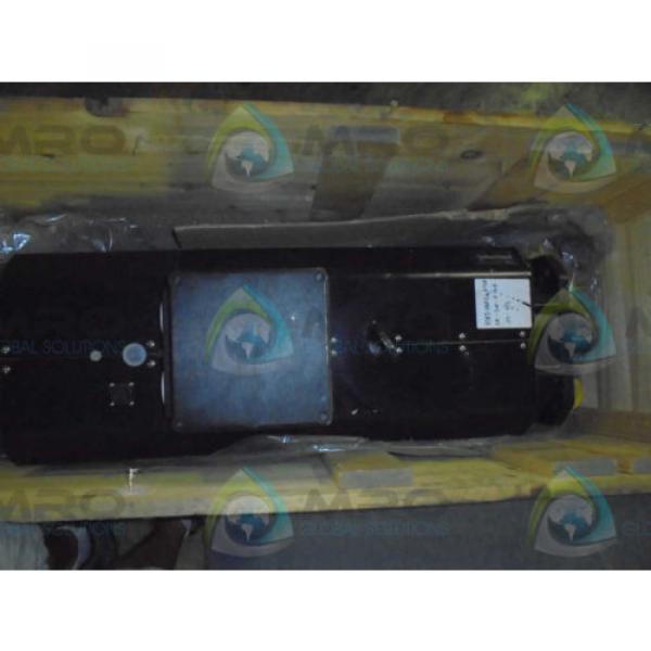REXROTH MAD180C-0150-SA-S0-KG0-35-N1 3-PHASE INDUCTION MOTOR Origin IN BOX #4 image