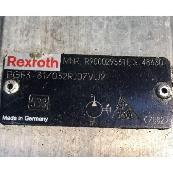 REXROTH  Internal Gear pumpse  / PGF3-31/032RJ07VU2 #2 image