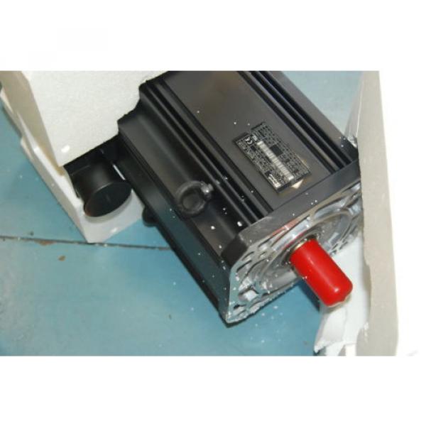 Rexroth Indramat MHD112B-024-PP1-AN  Motor w/brake  origin in Box #3 image