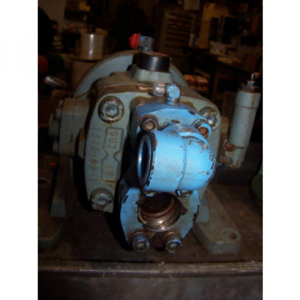 Nachi Variable Vane Hydraulic Pump Model VDC-3B-1A3-E20 #4 image