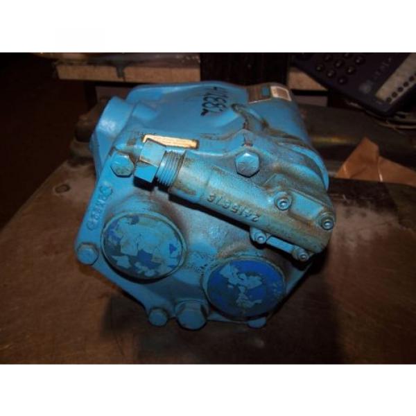 Origin VICKERS VARIABLE DISPLACEMENT HYDRAULIC AXIAL PISTON PUMP PVB20-RS-20-CM-11 #4 image