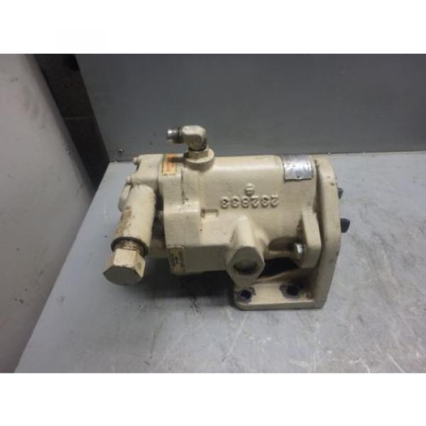 Vickers Hydraulic Pump_PV6B-RS 20 C 11_PV6BRS20C11 #1 image