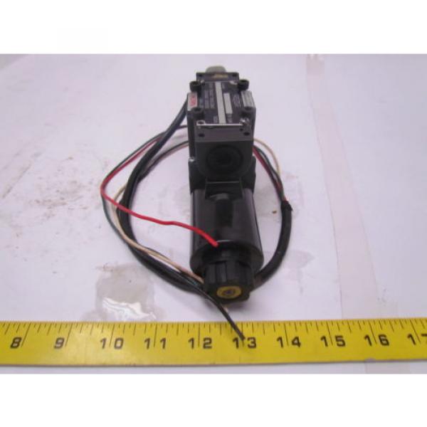 Nachi SS-G01-C6-R-D2-E30 Hydraulic solenoid directional control valve wet type #2 image