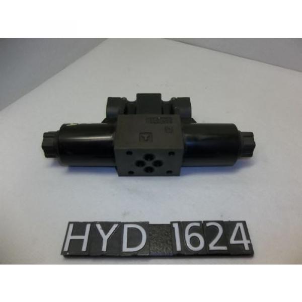 Nachi SS-G01-C5-R-D2-E30 Hydraulic Directional Control Valve HYD1624 #3 image