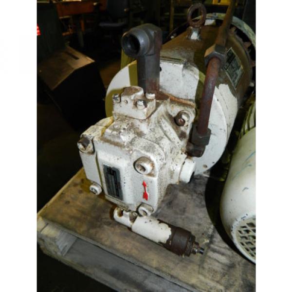 Nachi 5 HP Motor w/ Nachi Pumps VDC-1B-2A3-U-6071B / UVC-1A-2A3-37A-4-6071B #3 image