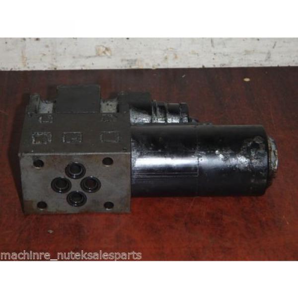 Nachi Wet Type Solenoid Operated Directional Valve S-G01-B3X-GRZ-D2-32 #4 image