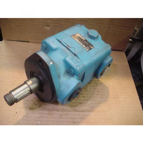 origin GENUINE Eaton Vickers hydraulic vane pump F3 V20F 1R11P 3C6H 22 02-137049-3 #1 image